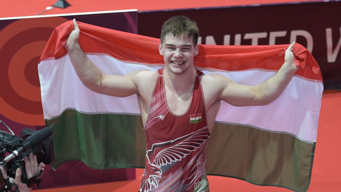 Hihetetlen: 19 évesen Európa-bajnok a magyar birkózó, de bírói hiba miatt a legyőzött ellenfele is aranyérmet kapott Hihetetlen: 19 évesen Európa-bajnok a magyar birkózó, de bírói hiba miatt a legyőzött ellenfele is aranyérmet kapott
