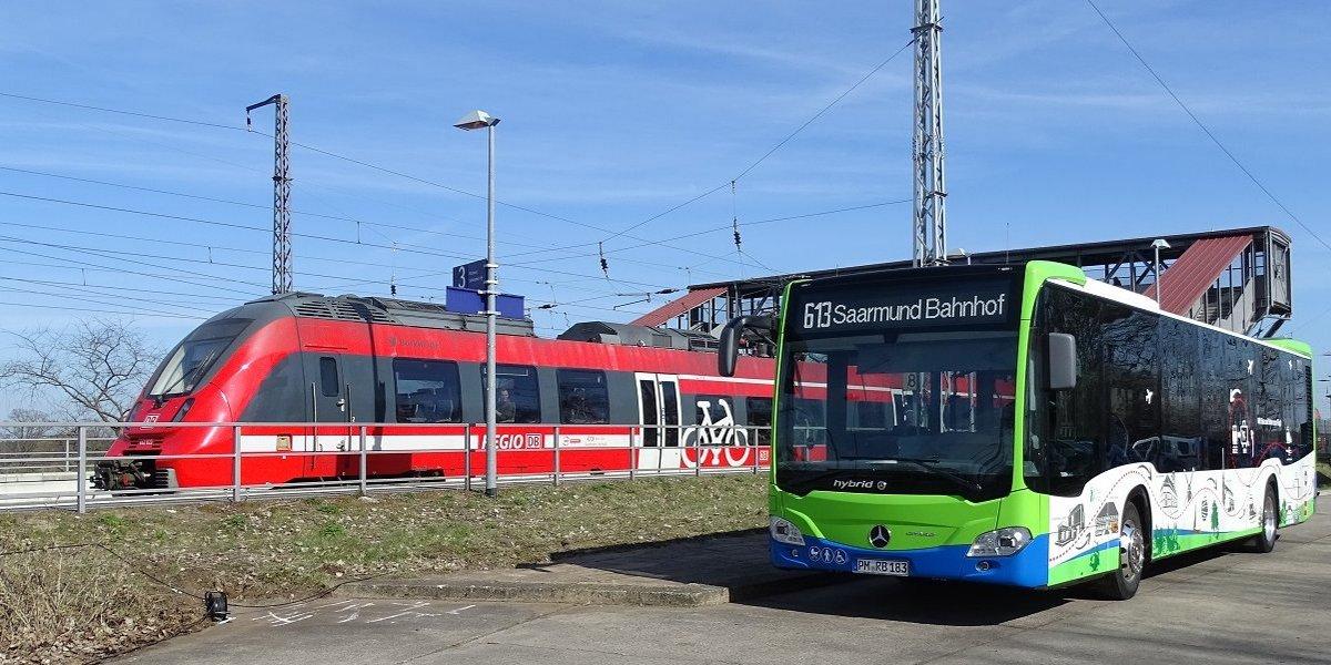 Beragadt a vonat dudája, ezért késett 20 percet