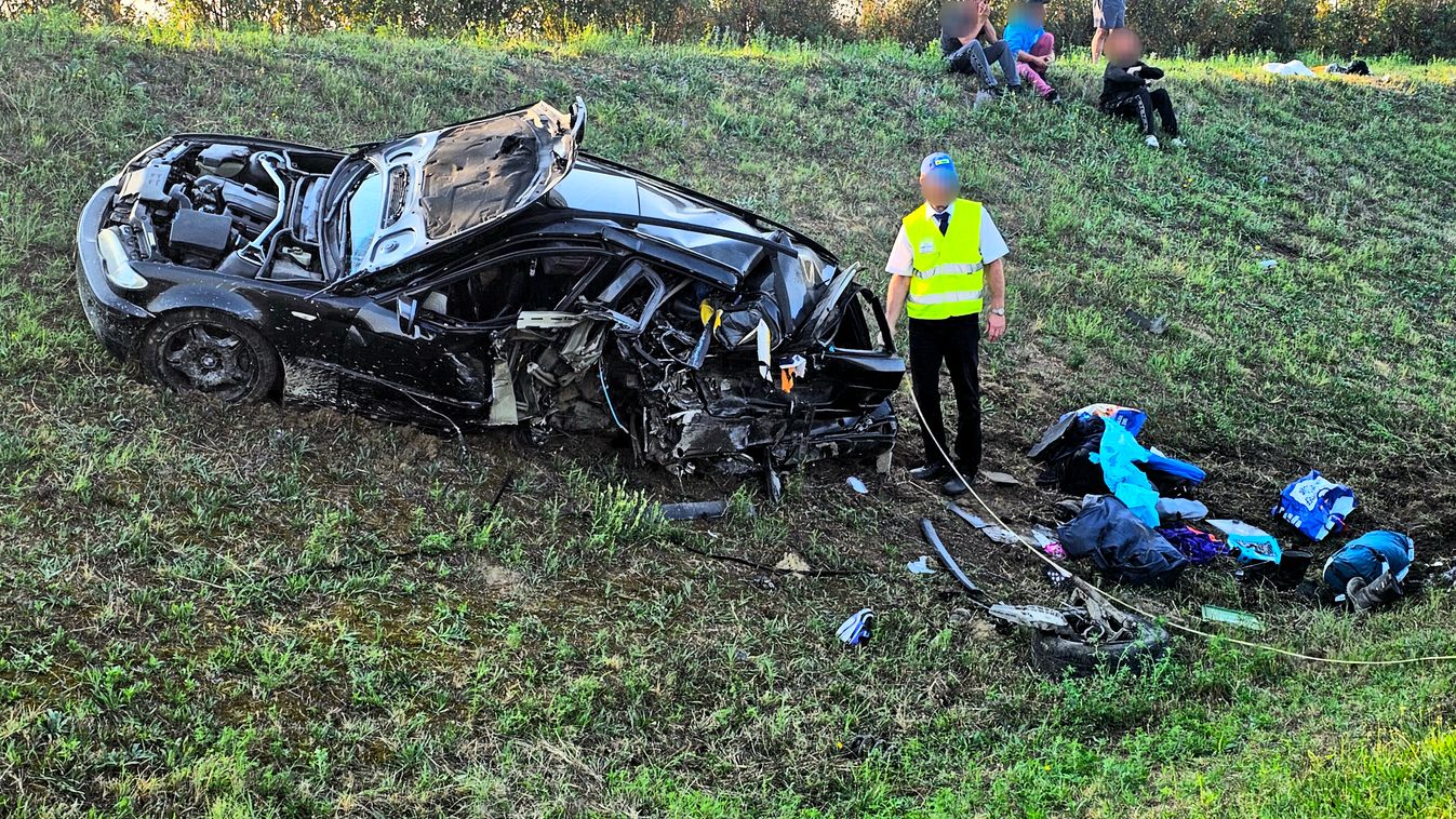 Két személyautó ütközött Sárvárnál
